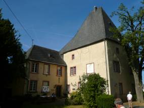 Irscher Burg vom Burghof